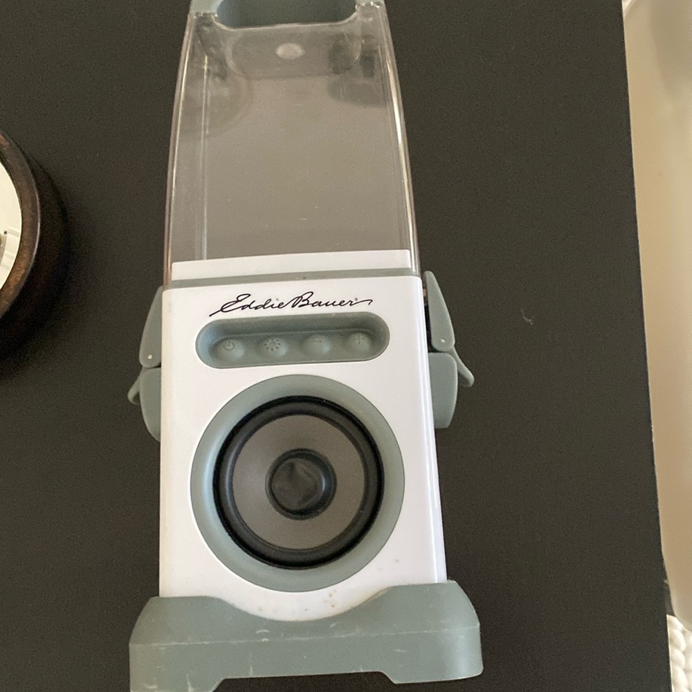 Water speaker